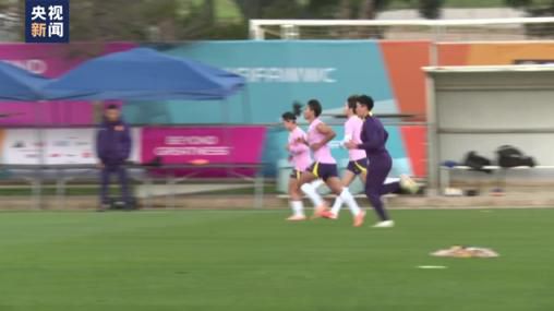 女主播直播裸身揉胸视频网站